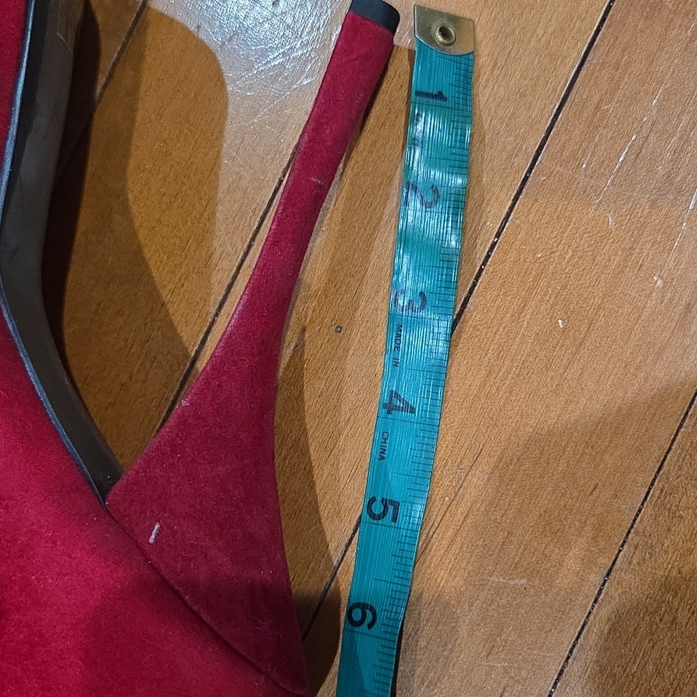 FRH 6inch Red Spike Heels with Black Straps - Picture 10 of 11